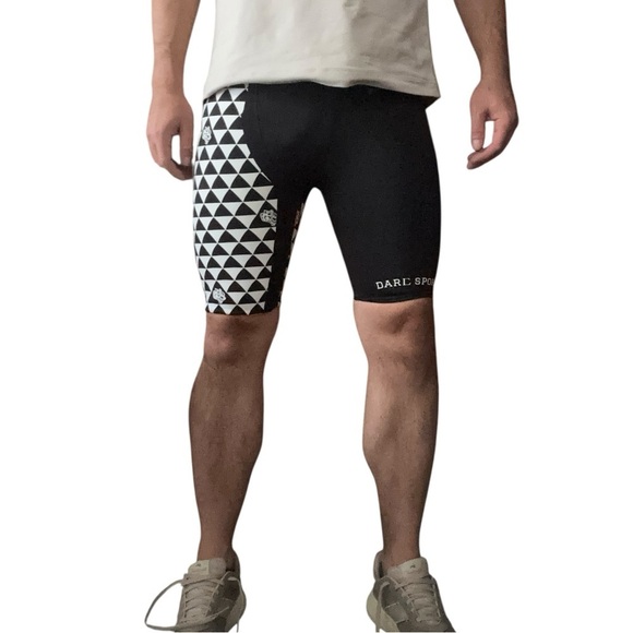 Darc Sport Men’s 9” Mana Spandex Shorts Size Small New Black